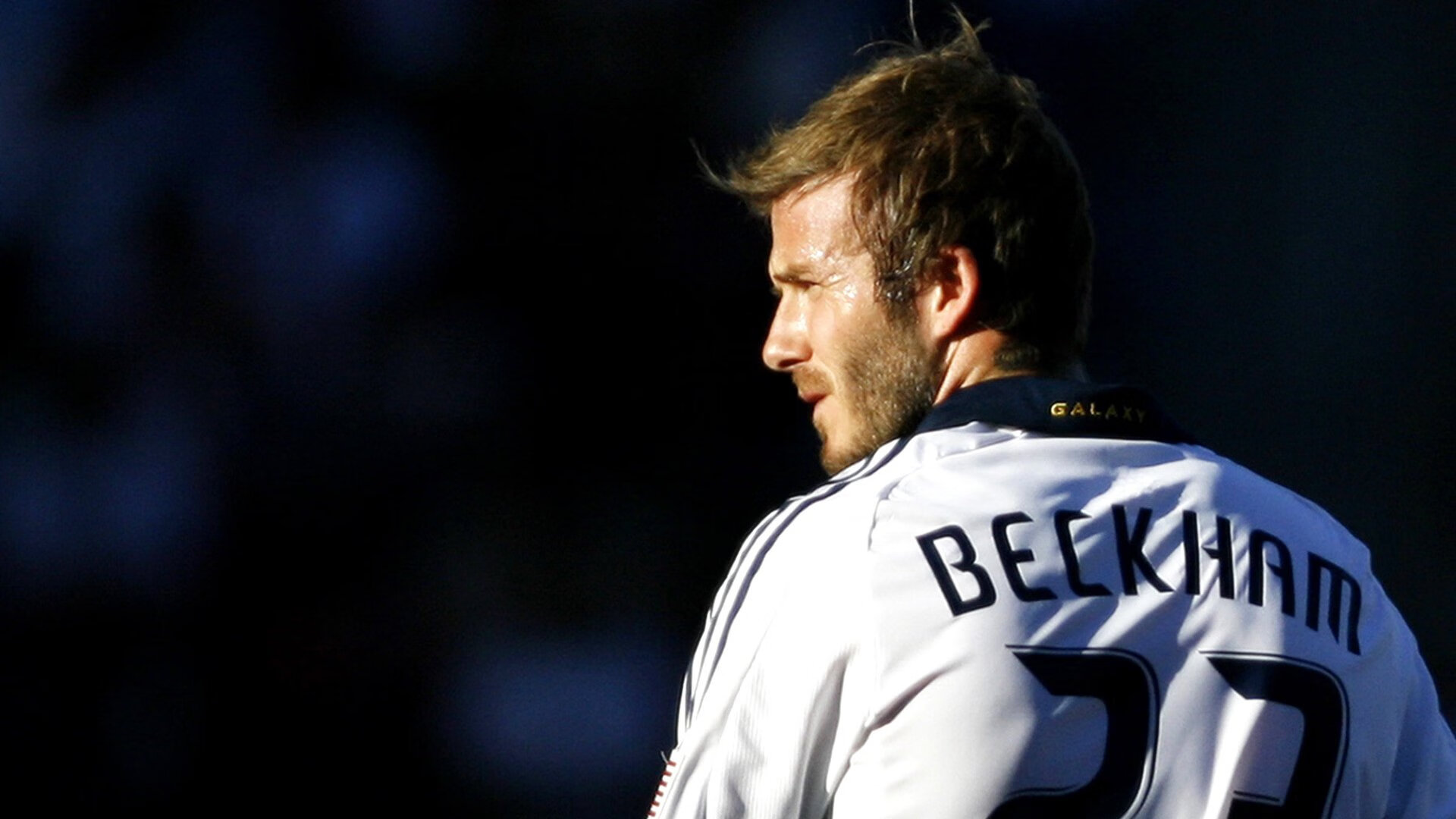 西甲裁判引导语变化对球队心理博弈的间接影响探讨,西甲裁判服装